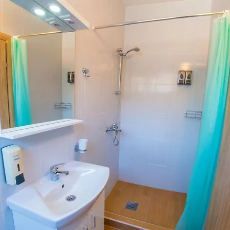 Fusion Apartment *